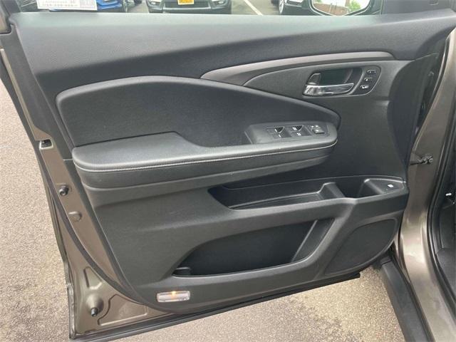 used 2022 Honda Ridgeline car, priced at $31,000