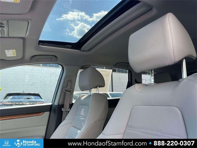used 2022 Honda CR-V Hybrid car, priced at $32,000