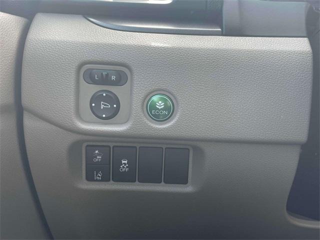 used 2020 Honda Pilot car, priced at $25,500