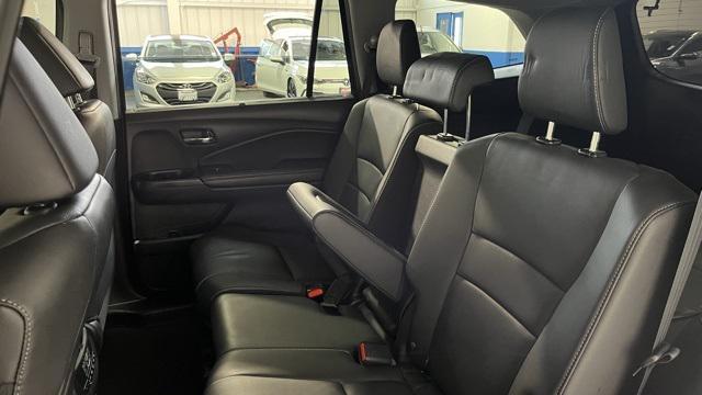 used 2022 Honda Pilot car, priced at $35,441