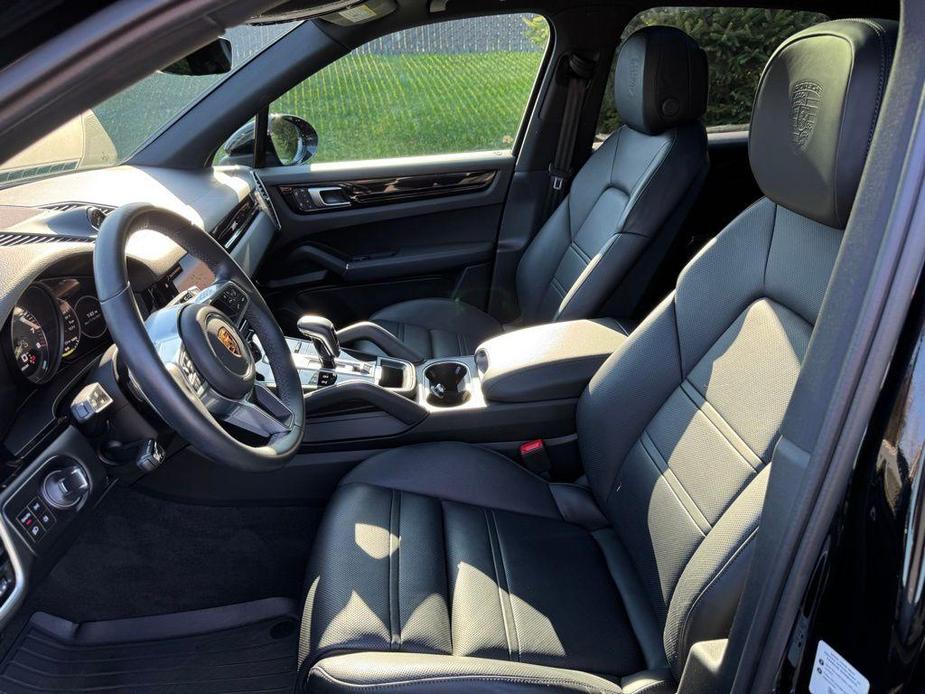 used 2022 Porsche Cayenne E-Hybrid car, priced at $69,900