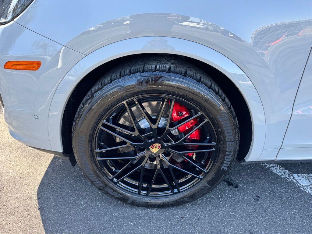 used 2025 Porsche Cayenne car, priced at $134,900