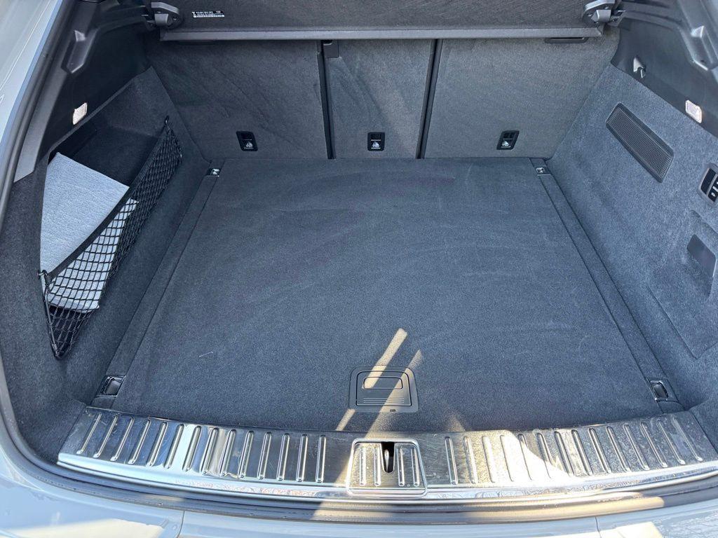 used 2025 Porsche Cayenne car, priced at $134,900