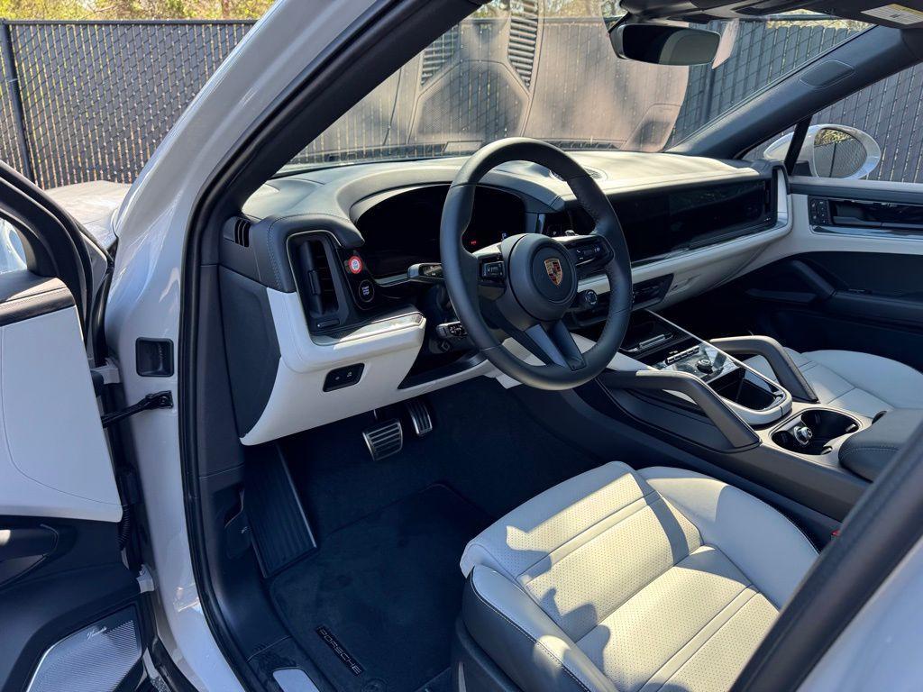used 2025 Porsche Cayenne car, priced at $134,900