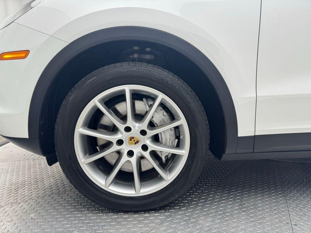used 2022 Porsche Cayenne car, priced at $63,900