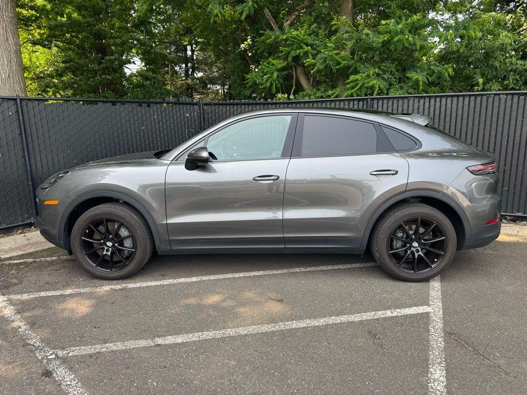 used 2022 Porsche Cayenne car, priced at $74,900