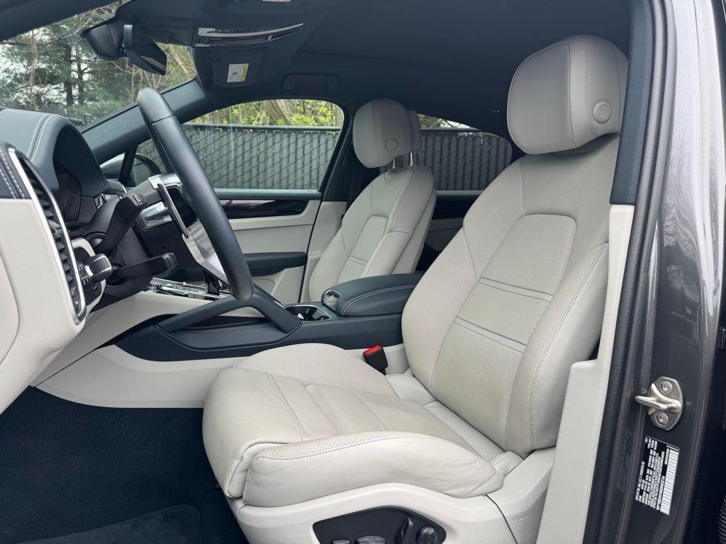 used 2022 Porsche Cayenne car, priced at $74,900
