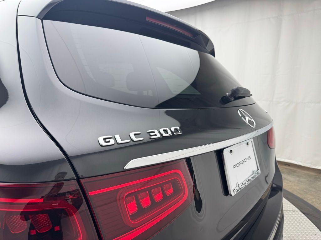 used 2020 Mercedes-Benz GLC 300 car, priced at $25,900