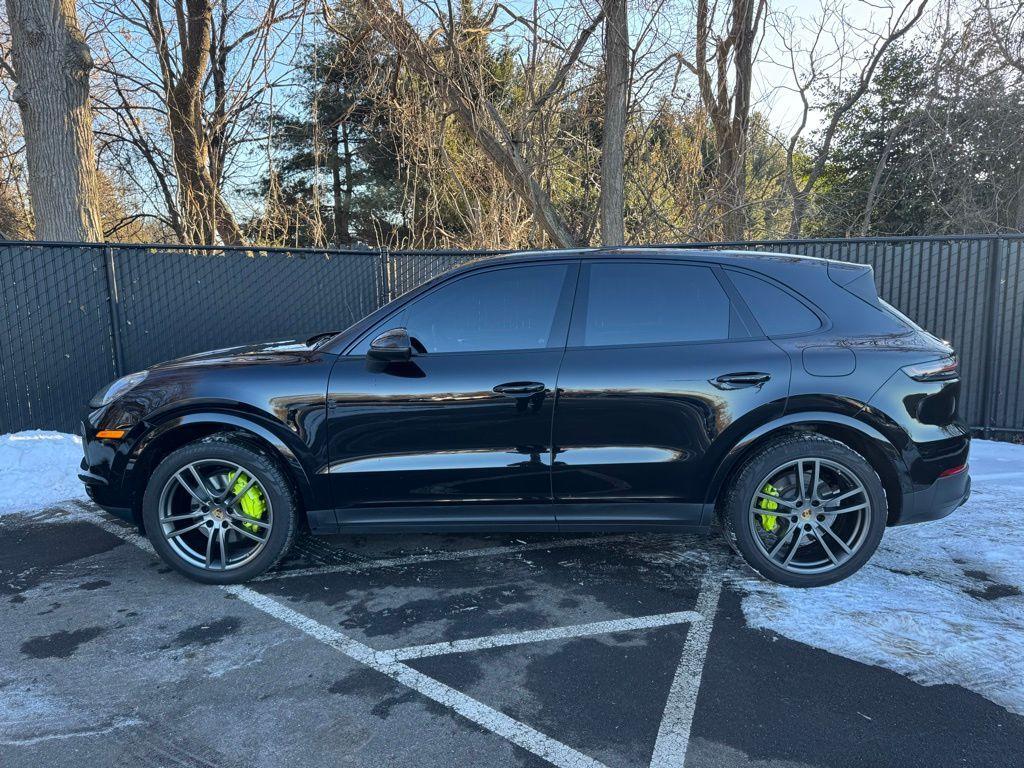 used 2022 Porsche Cayenne E-Hybrid car, priced at $64,900