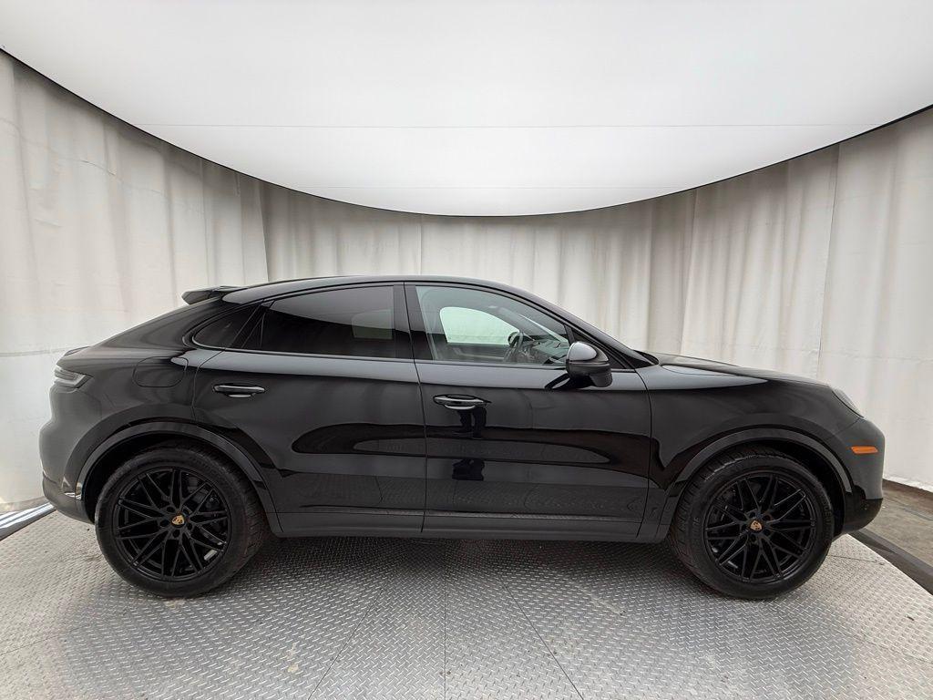 new 2025 Porsche Cayenne car, priced at $106,535