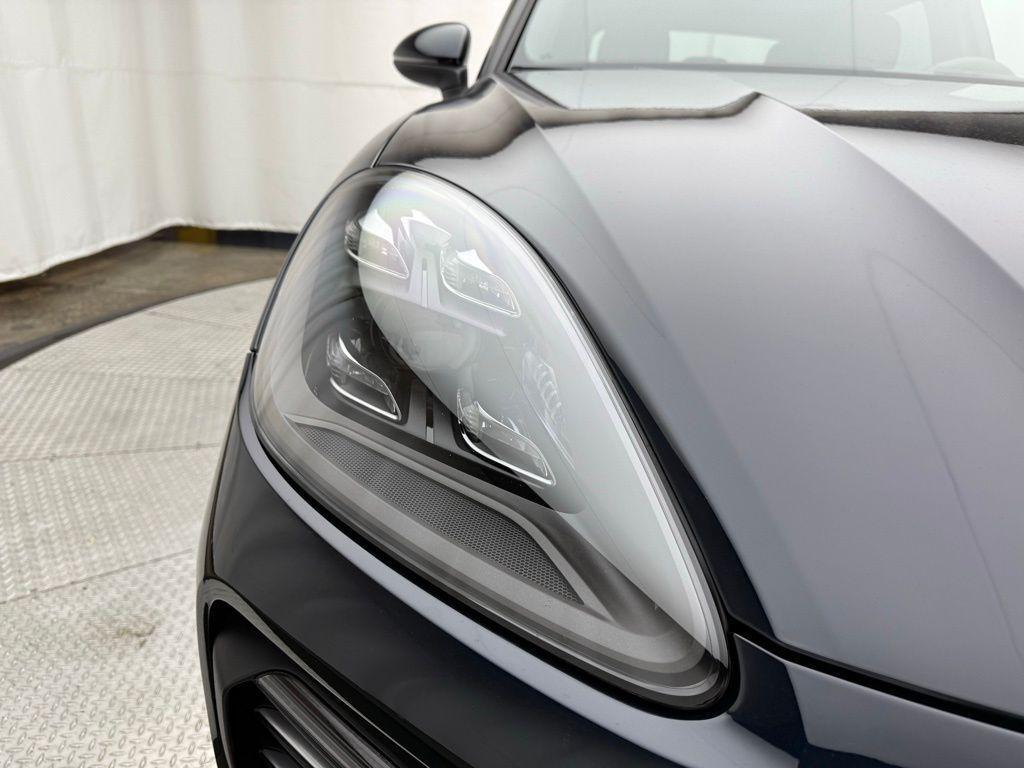 used 2023 Porsche Cayenne car, priced at $71,900