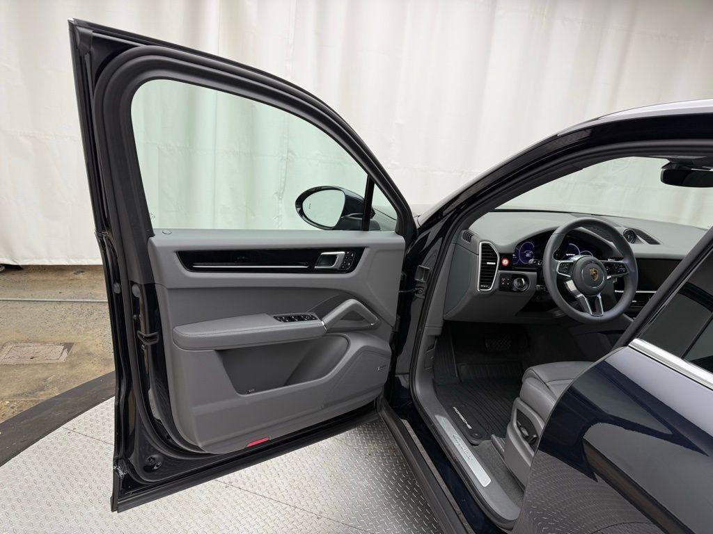 used 2023 Porsche Cayenne car, priced at $71,900