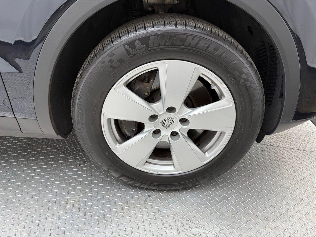 used 2023 Porsche Cayenne car, priced at $71,900