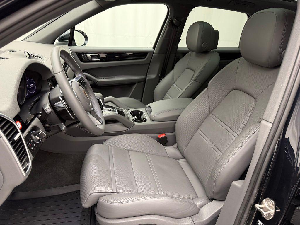 used 2023 Porsche Cayenne car, priced at $71,900