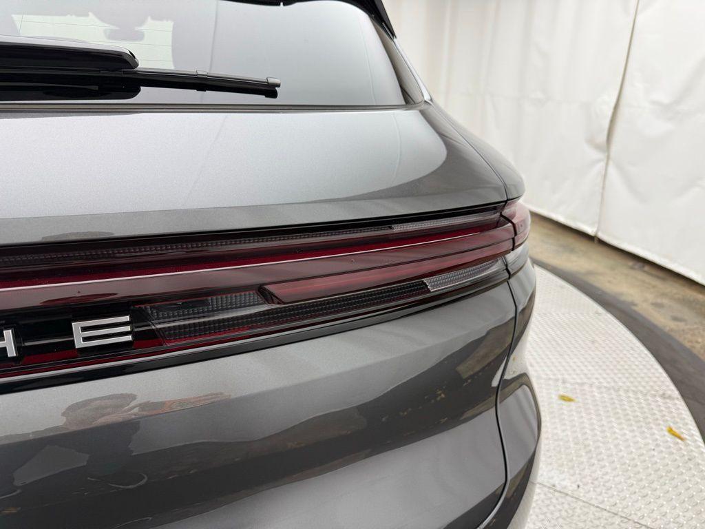 new 2025 Porsche Cayenne car, priced at $205,065