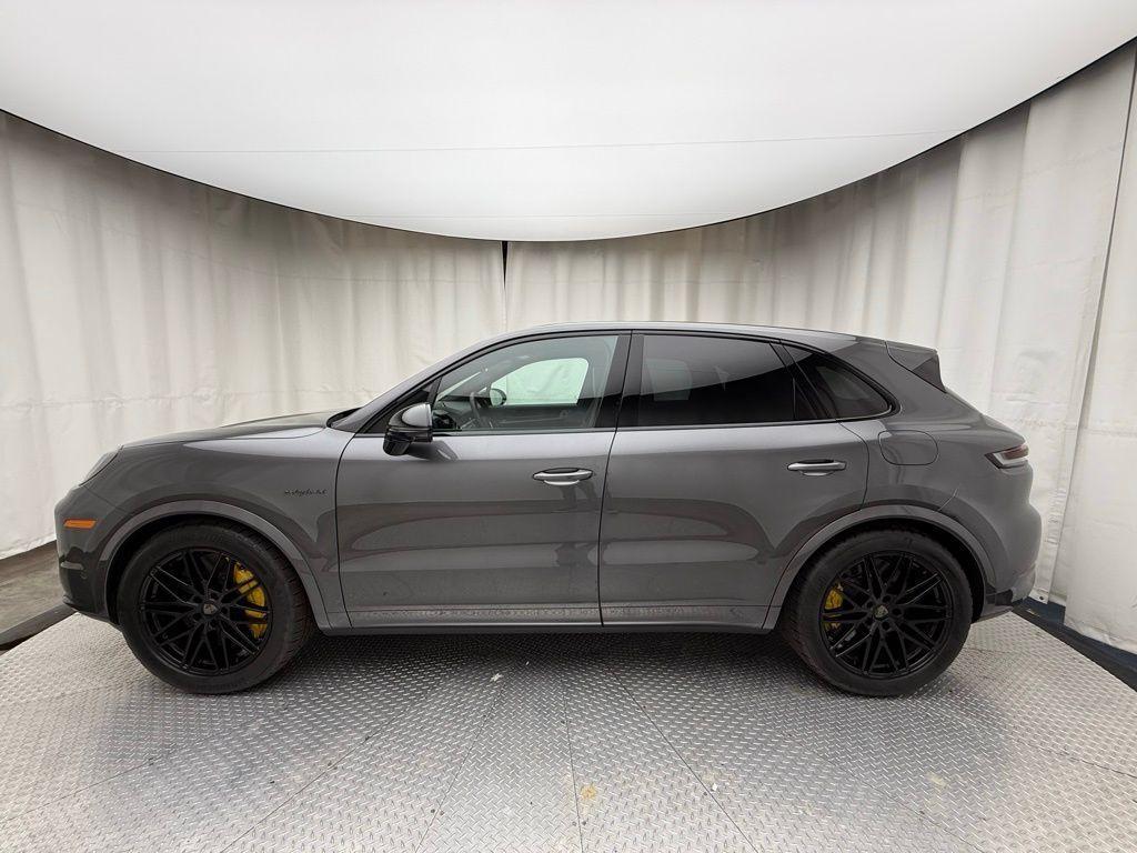 new 2025 Porsche Cayenne car, priced at $205,065