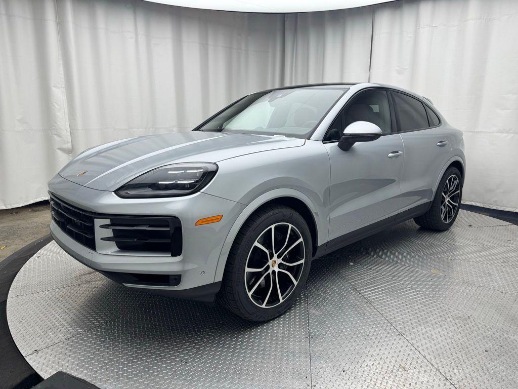 new 2025 Porsche Cayenne car, priced at $107,865