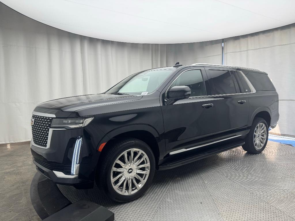 used 2022 Cadillac Escalade ESV car, priced at $66,900