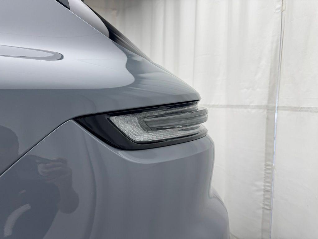 used 2025 Porsche Cayenne car, priced at $119,900