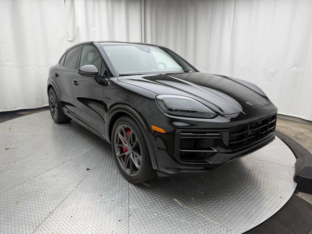 new 2025 Porsche Cayenne car, priced at $197,265