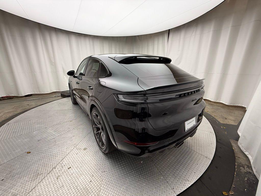 new 2025 Porsche Cayenne car, priced at $197,265