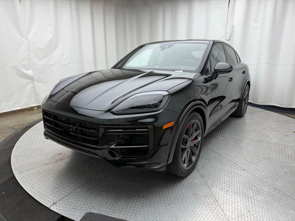 new 2025 Porsche Cayenne car, priced at $197,265
