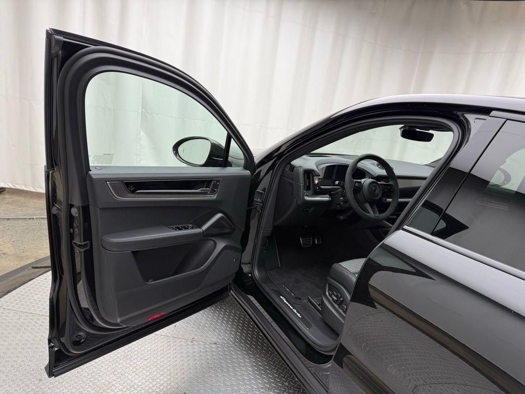 new 2025 Porsche Cayenne car, priced at $197,265