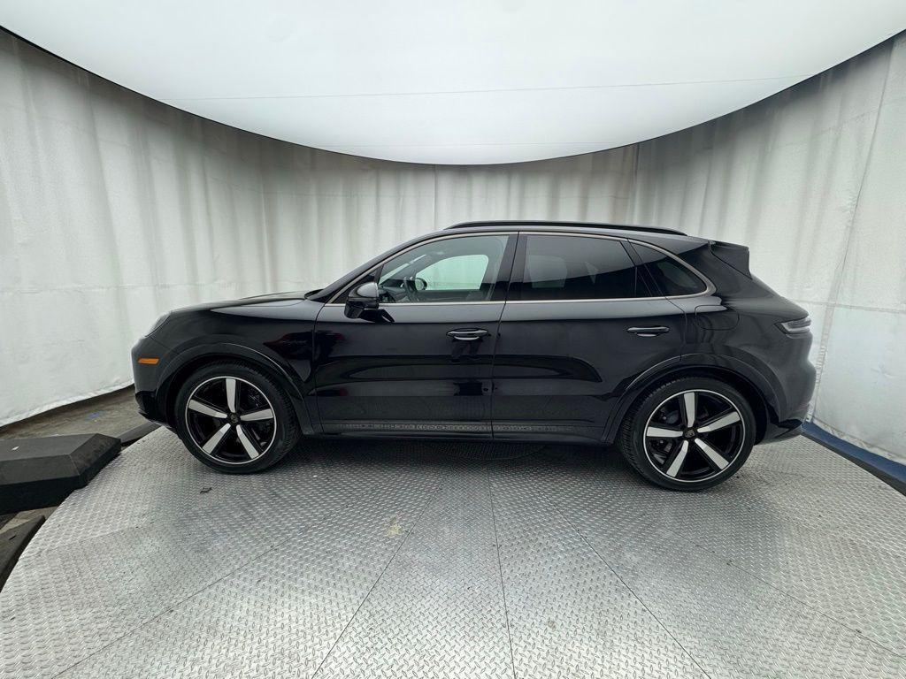 new 2025 Porsche Cayenne car, priced at $191,525