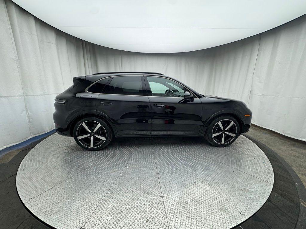 new 2025 Porsche Cayenne car, priced at $191,525