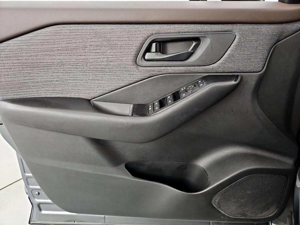 used 2023 Nissan Rogue car, priced at $23,998