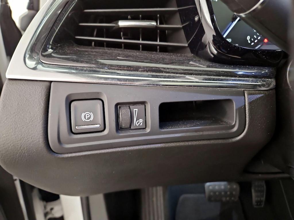 used 2020 Cadillac XT5 car, priced at $28,998