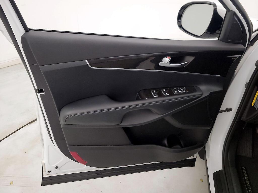 used 2016 Kia Sorento car, priced at $13,998