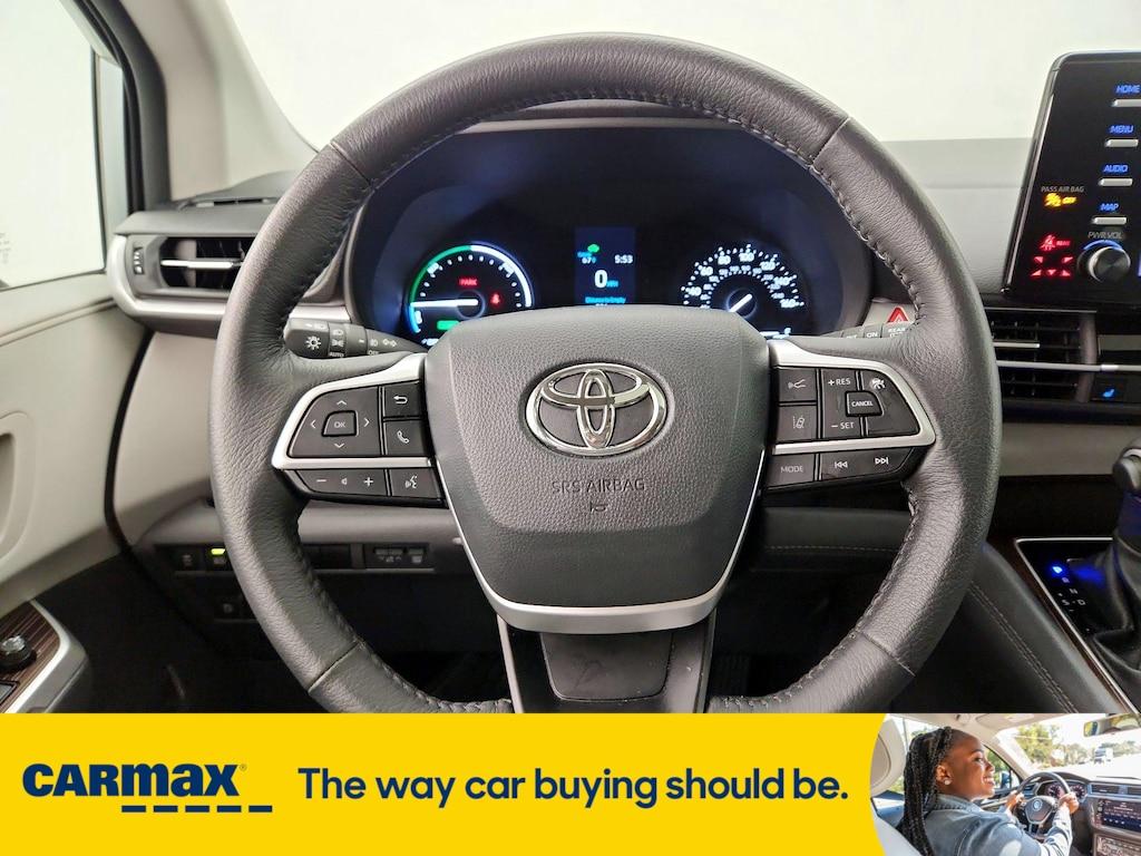 used 2024 Toyota Sienna car, priced at $45,998