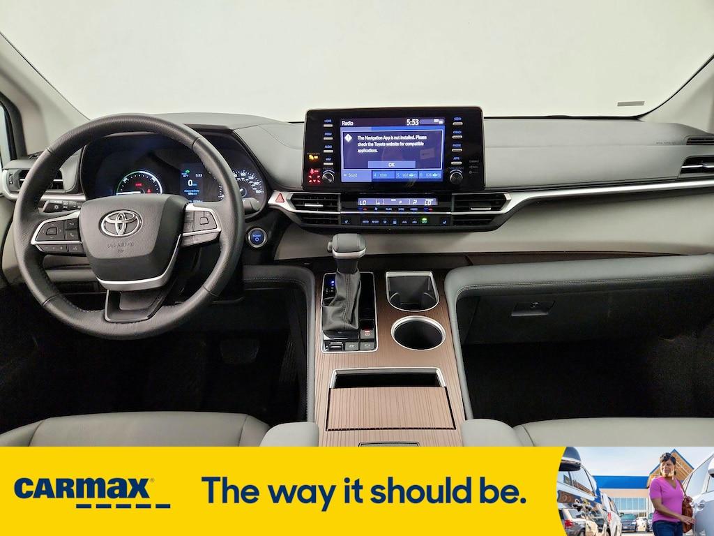 used 2024 Toyota Sienna car, priced at $45,998