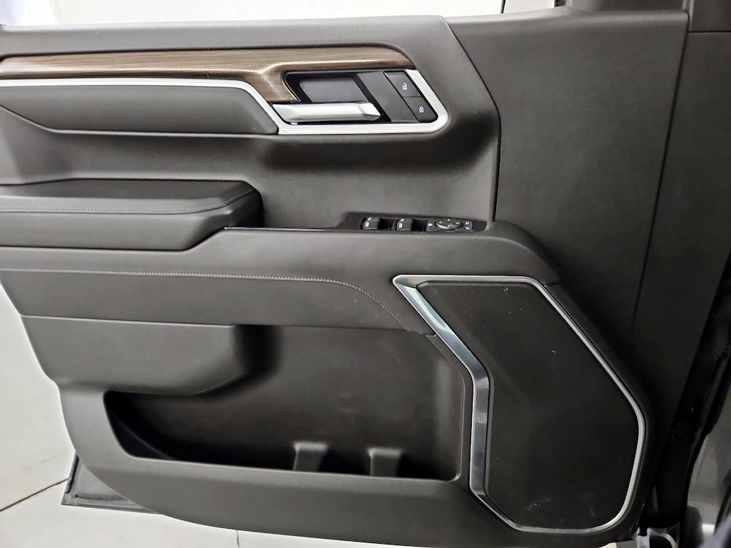 used 2022 Chevrolet Silverado 1500 car, priced at $37,998