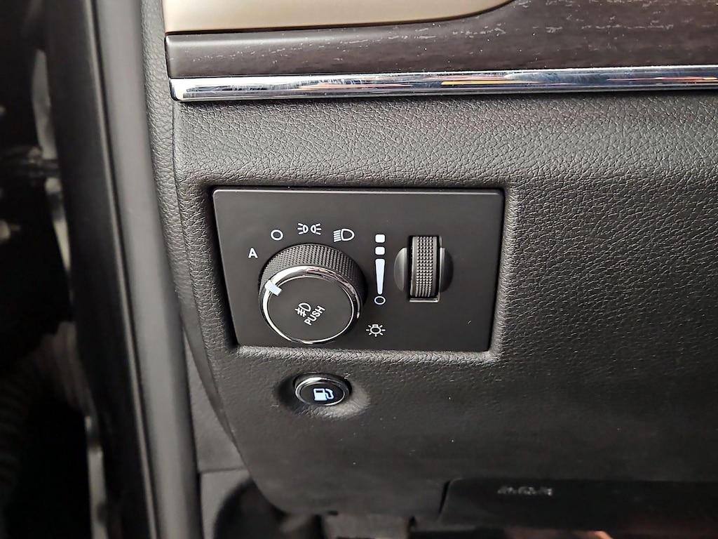 used 2014 Jeep Grand Cherokee car, priced at $16,998