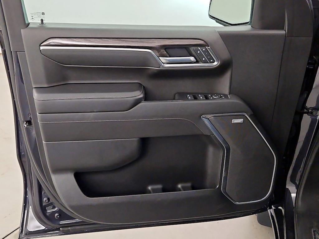 used 2022 Chevrolet Silverado 1500 car, priced at $43,998