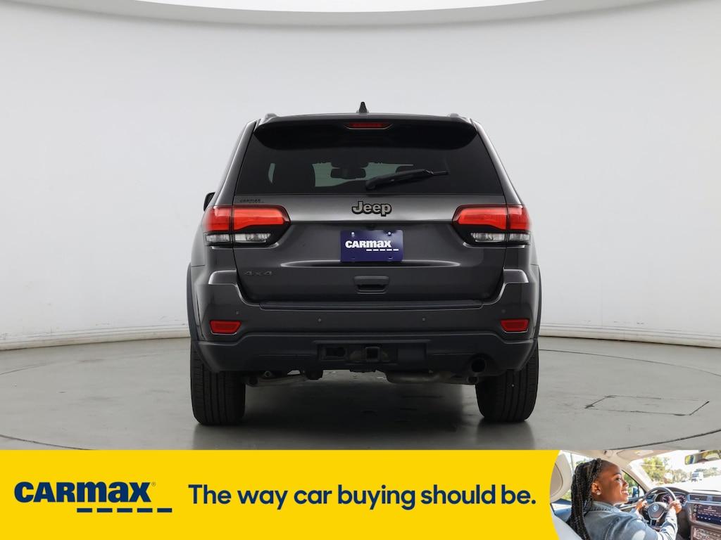 used 2016 Jeep Grand Cherokee car, priced at $17,998
