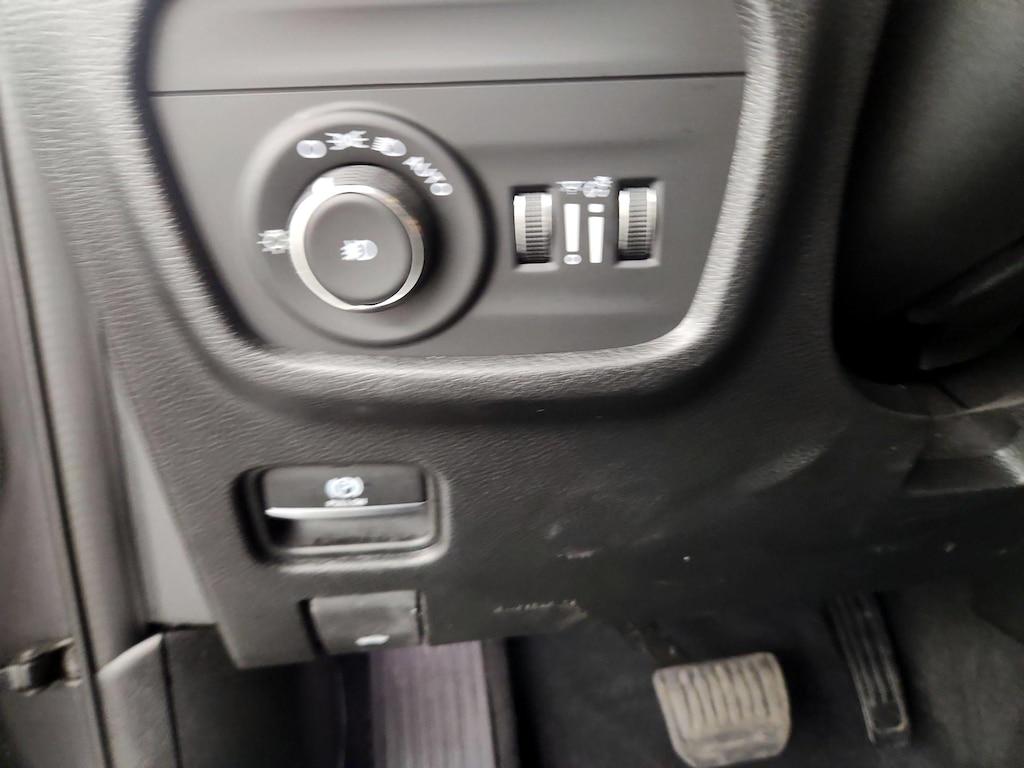 used 2022 Jeep Grand Cherokee car, priced at $32,998