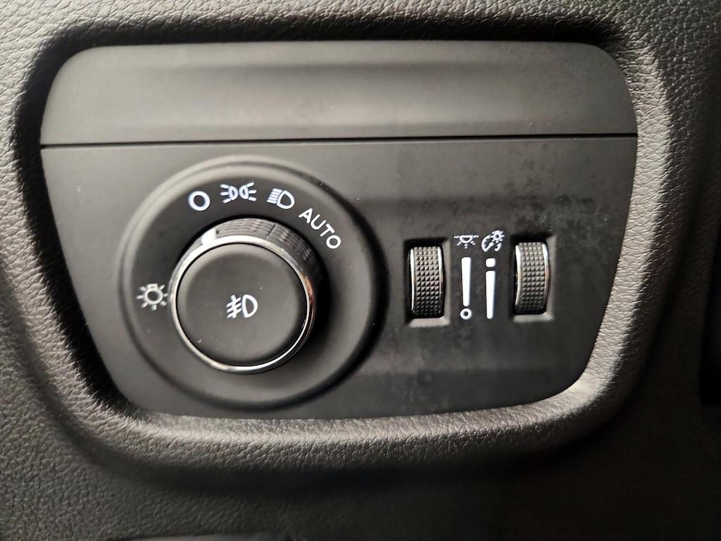 used 2022 Jeep Grand Cherokee car, priced at $33,998