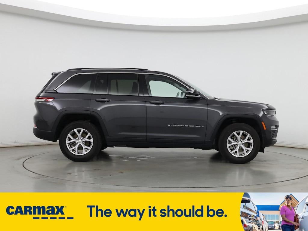 used 2022 Jeep Grand Cherokee car, priced at $33,998