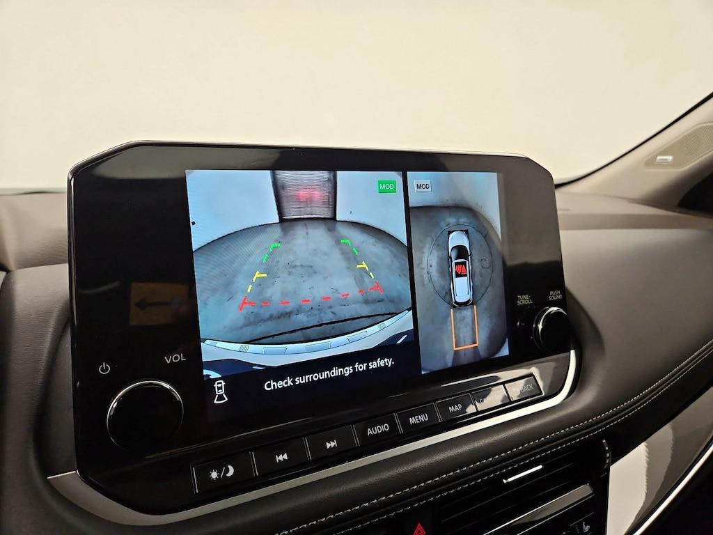 used 2023 Nissan Rogue car, priced at $27,998