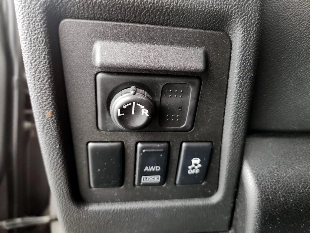 used 2014 Nissan Rogue Select car, priced at $14,998