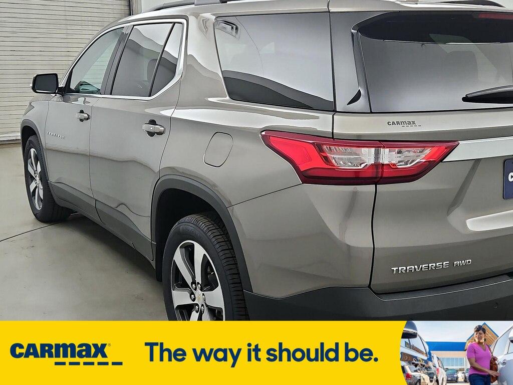 used 2019 Chevrolet Traverse car, priced at $27,998