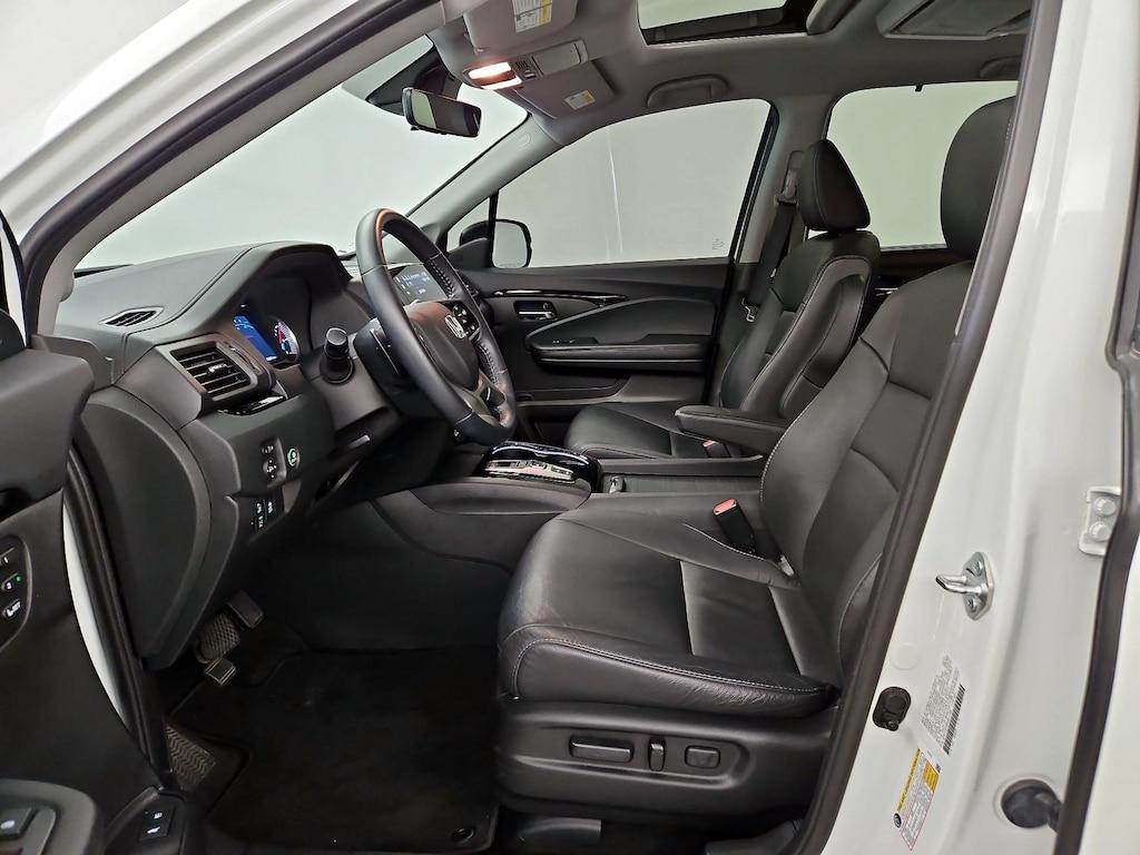 used 2022 Honda Pilot car, priced at $31,998