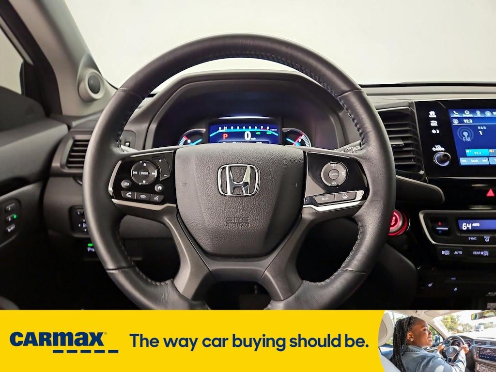 used 2022 Honda Pilot car, priced at $31,998