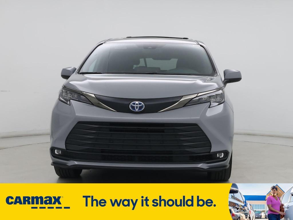 used 2023 Toyota Sienna car, priced at $50,998