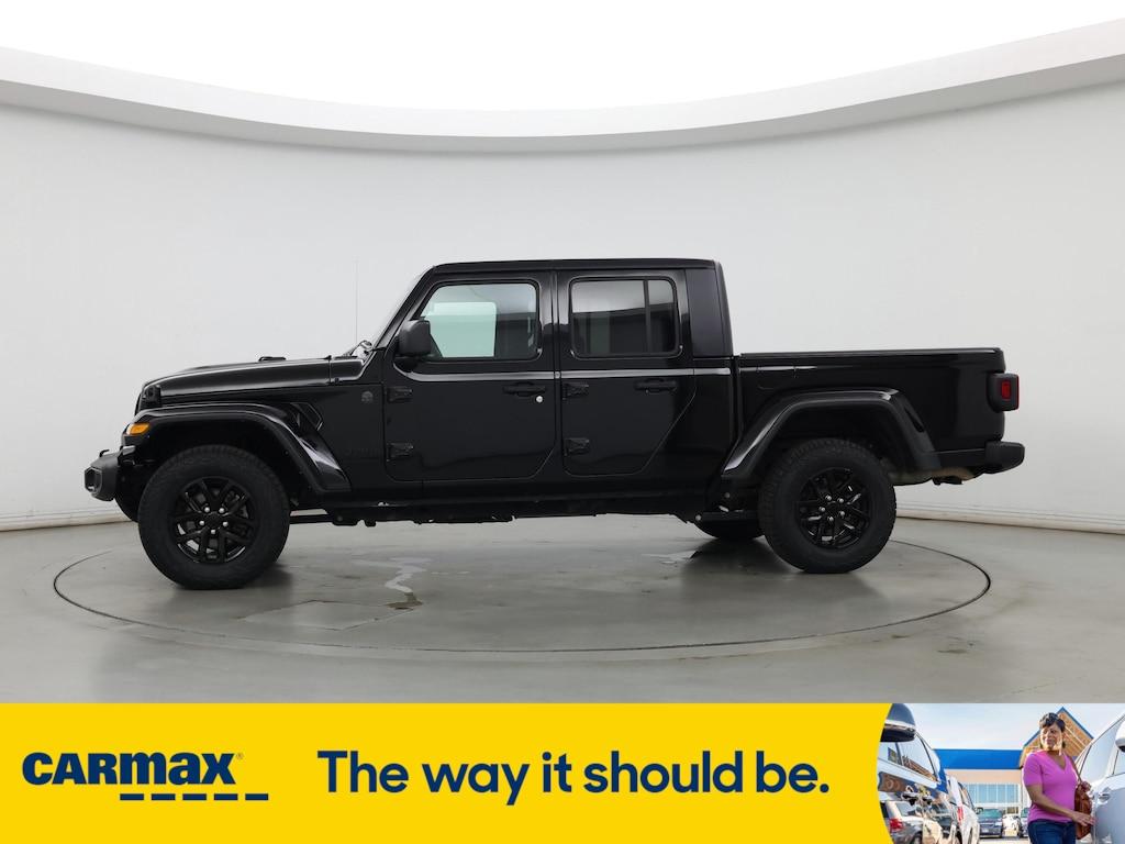 used 2022 Jeep Gladiator car, priced at $33,998