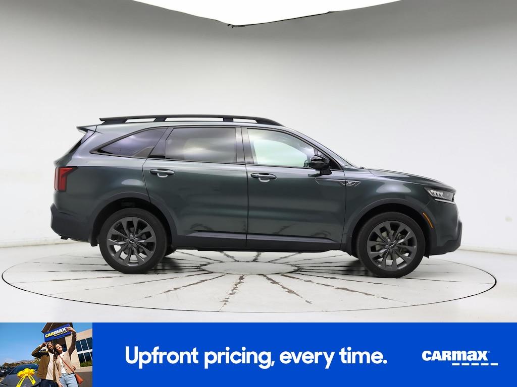 used 2022 Kia Sorento car, priced at $29,998