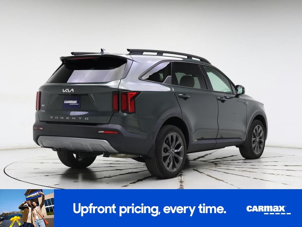 used 2022 Kia Sorento car, priced at $29,998